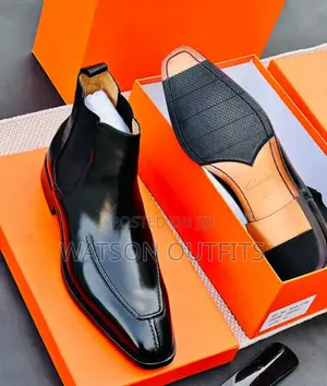Buti Ndefu Za Clarks
