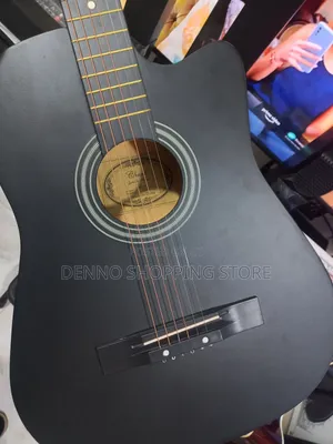 Black Medium Guitor