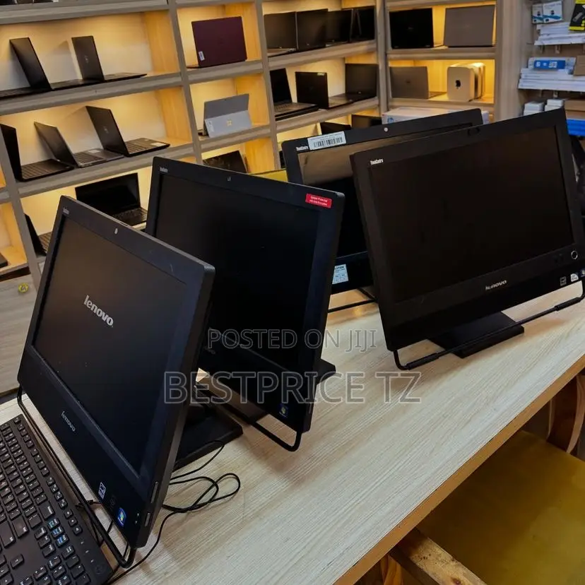 Desktop Computer Lenovo ThinkCentre M720 8GB Intel Pentium HDD 500GB