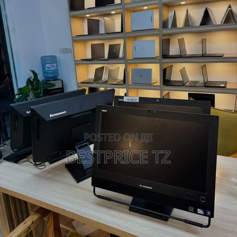 Desktop Computer Lenovo ThinkCentre M720 8GB Intel Pentium HDD 500GB