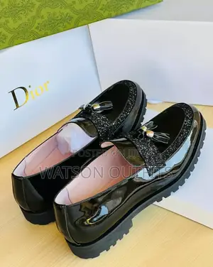 Viatu Vya Chapa Ya Dior Na Paul Smith
