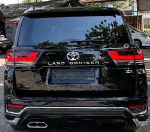 Toyota Land Cruiser 2023 Black