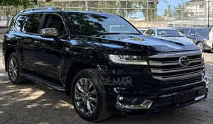 Toyota Land Cruiser 2023 Black