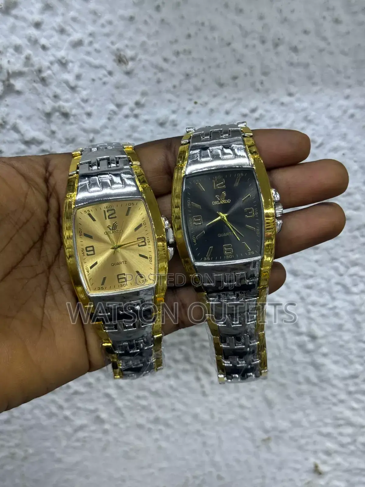 Analogy and Digital Watches