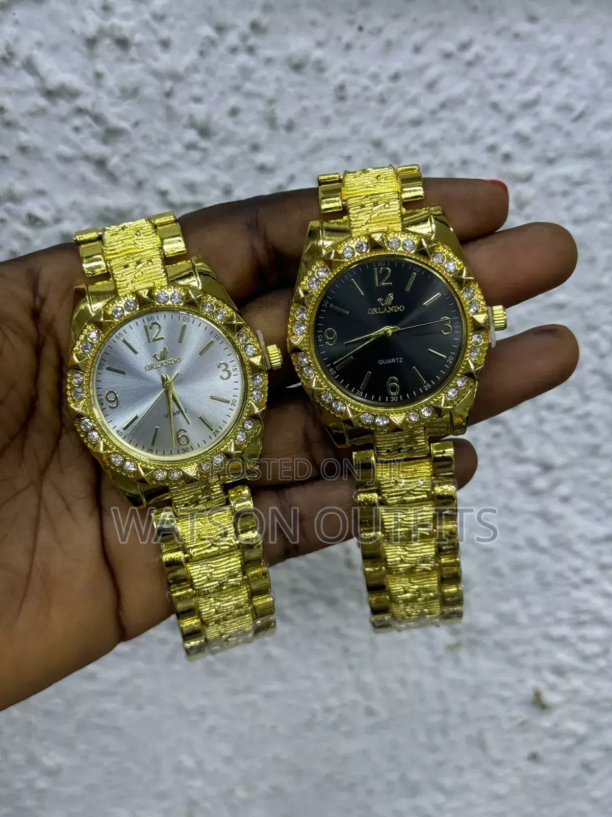 Analogy and Digital Watches