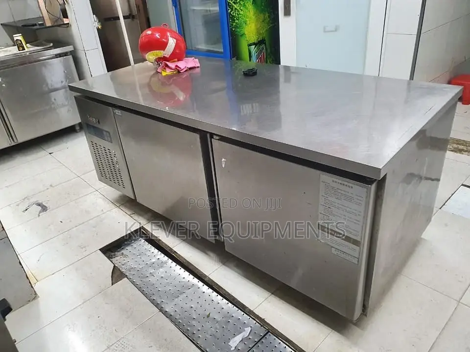 Stainless Steel 2doors Under-Counter Chiller
