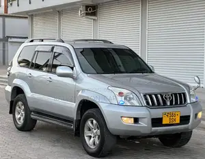 Toyota Land Cruiser Prado 2019 White