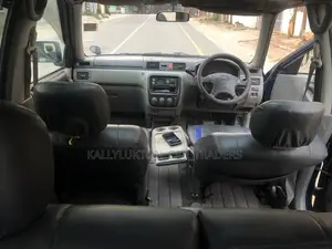 Toyota Land Cruiser Prado 2019 White