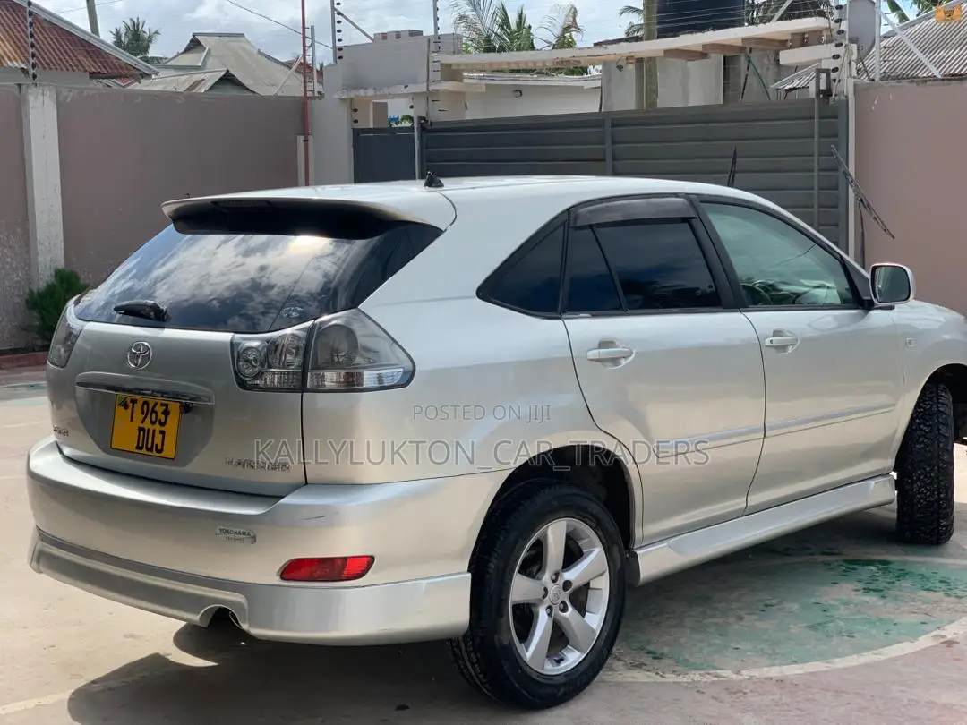 Toyota Harrier 2006 Silver