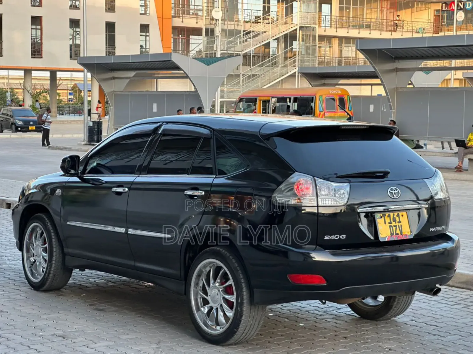 Toyota Harrier 2.4 2006 Black
