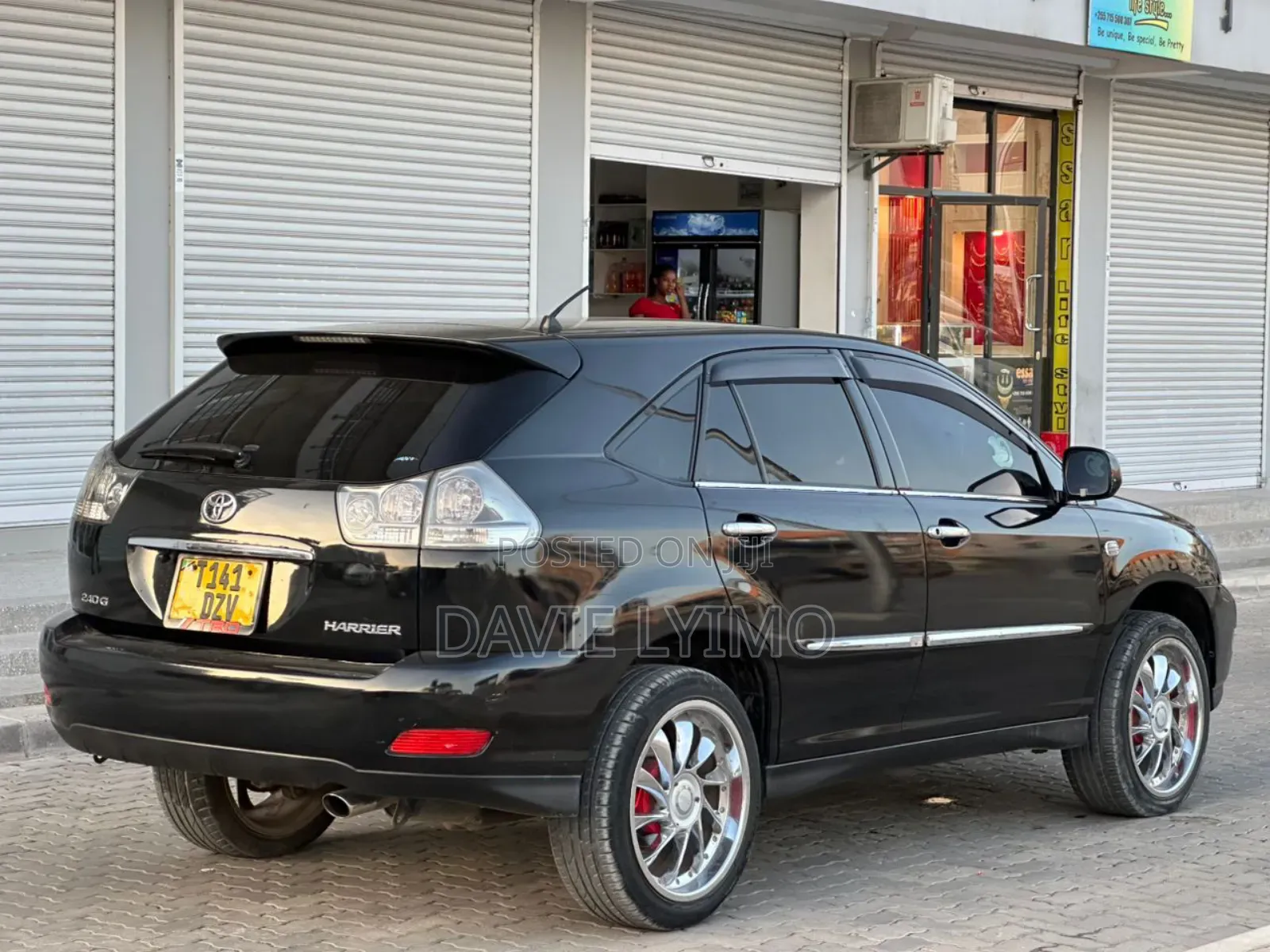 Toyota Harrier 2.4 2006 Black
