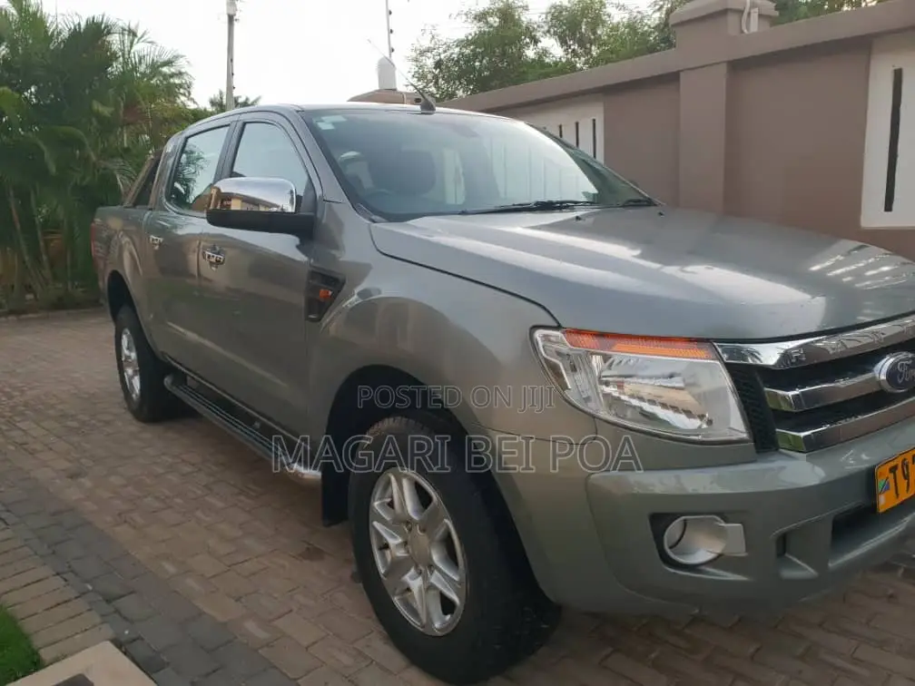 Ford Ranger Wildtrak 2013 Gray
