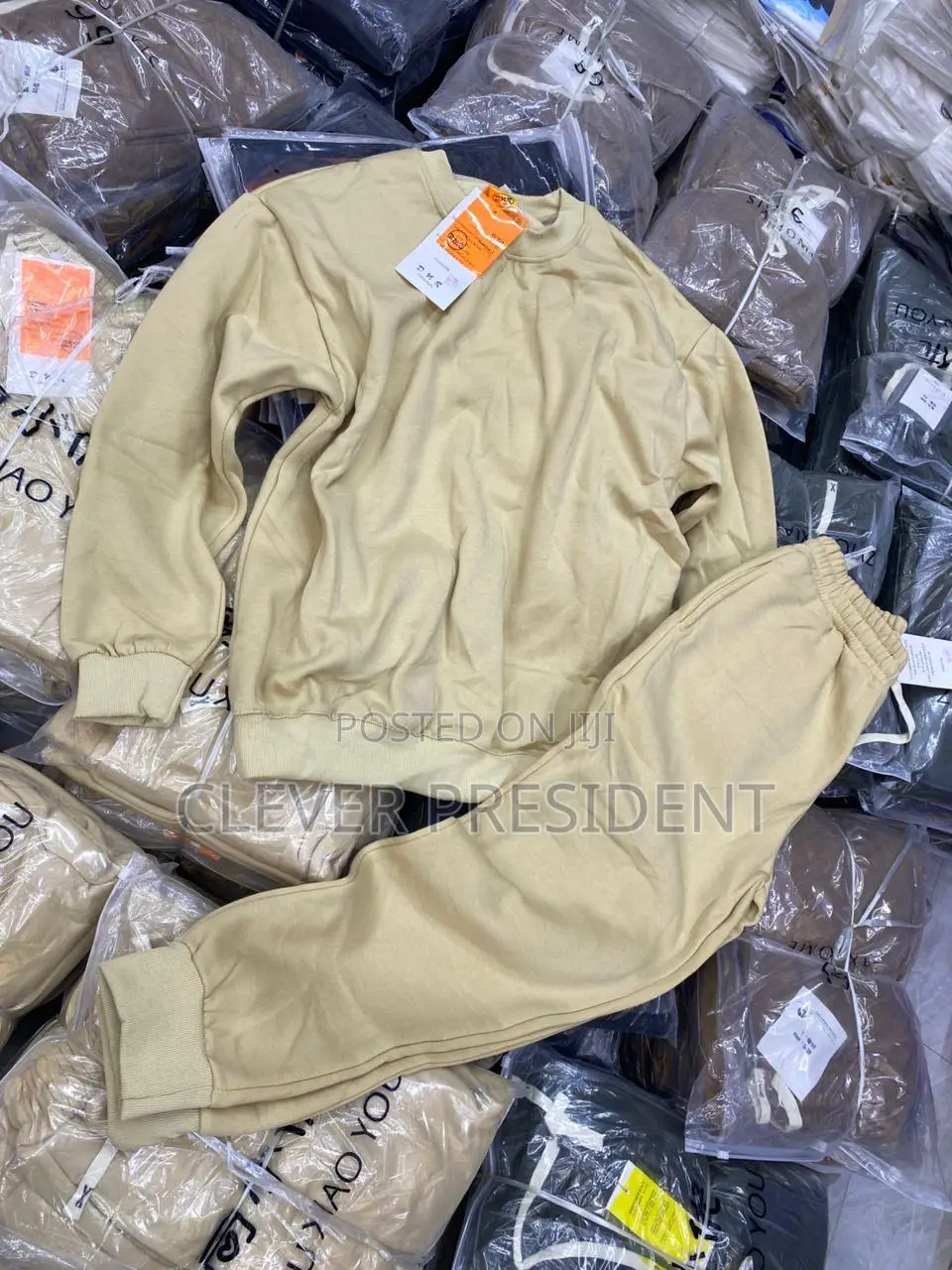 Tracksuit Piga Sim Au Whatsapp