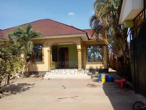 8bdrm House in Kibada Kigamboni for sale