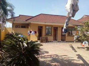 8bdrm House in Kibada Kigamboni for sale