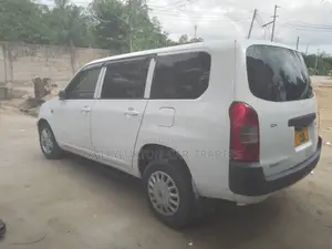 Toyota Probox 2005 White