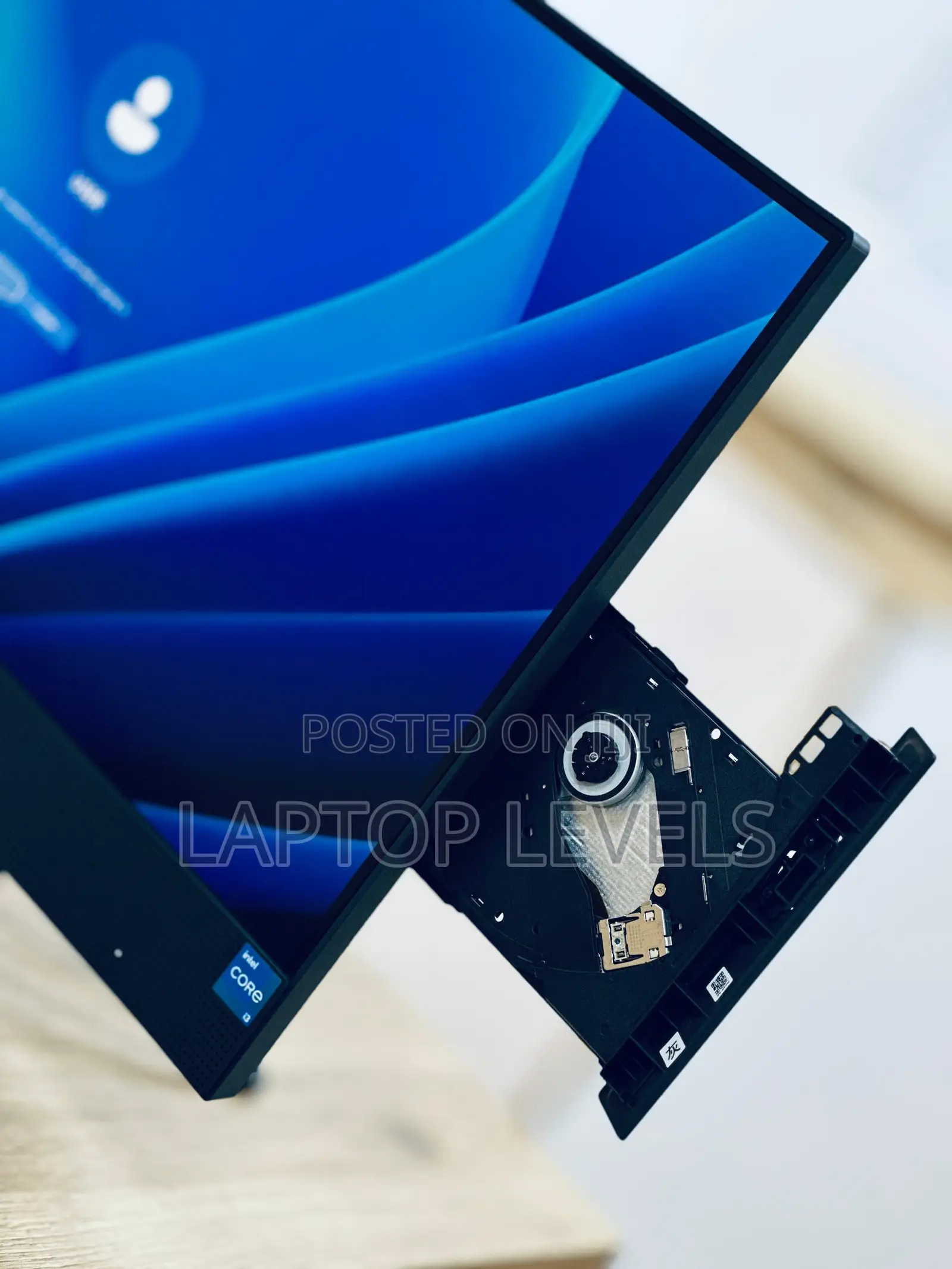 Desktop Computer HP 200 G4 All-in-One 8GB Intel Core I3 SSD 256GB