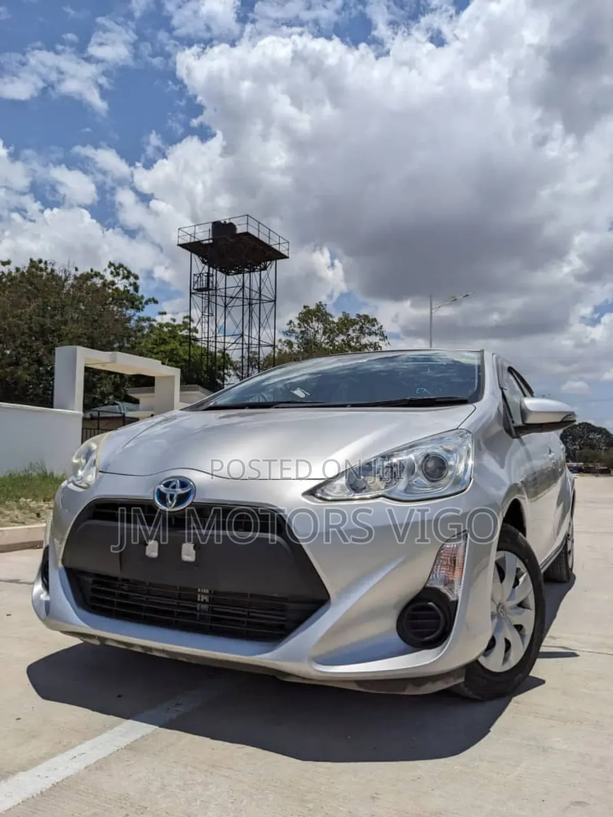 Toyota Aqua 2015 Silver