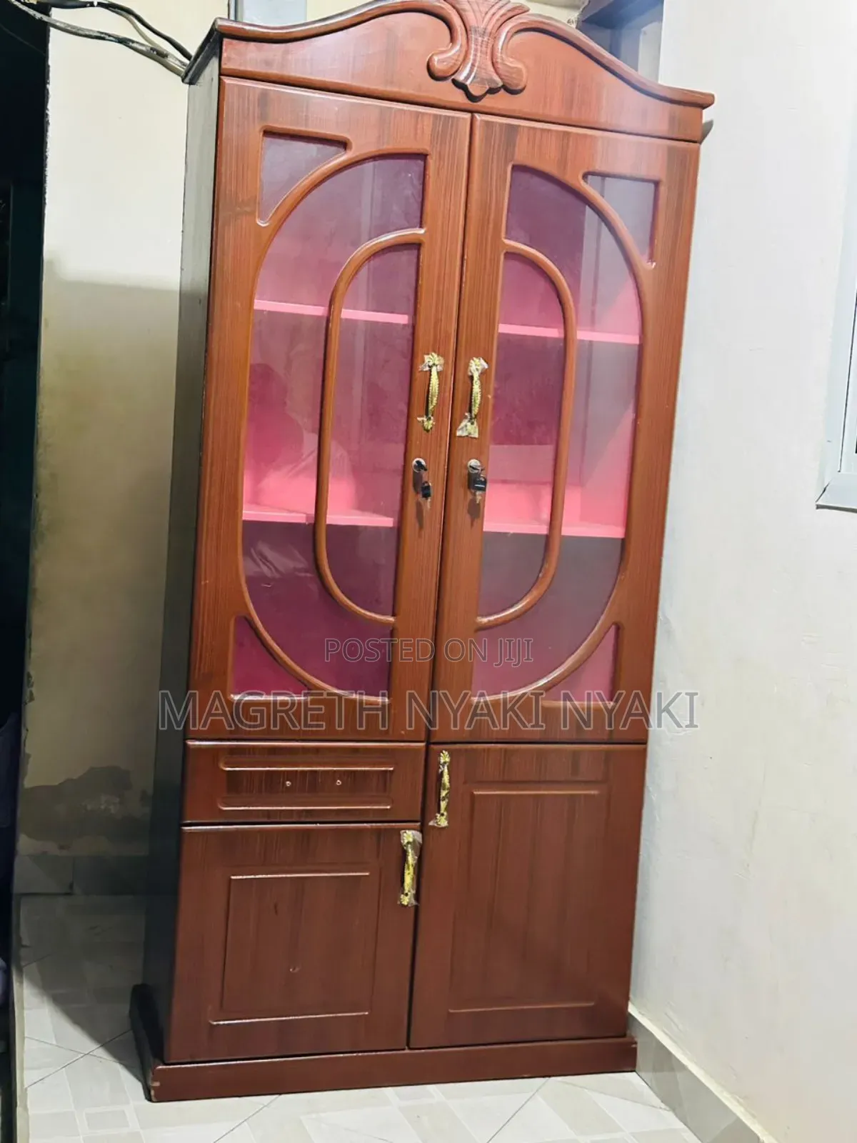 Nauza Kabati La Vyombo