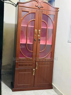 Nauza Kabati La Vyombo