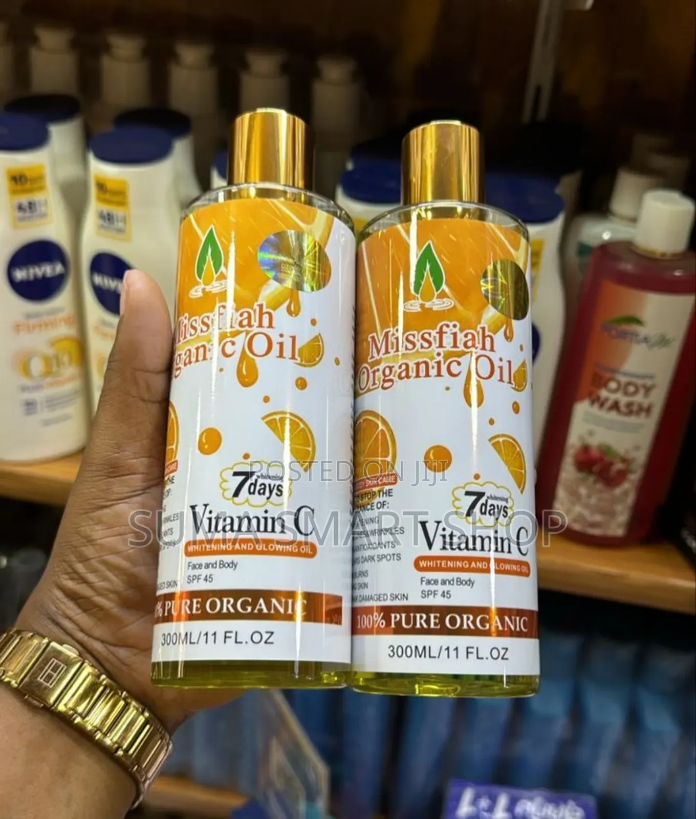 Missfiah Organic Vitamin C Oil .