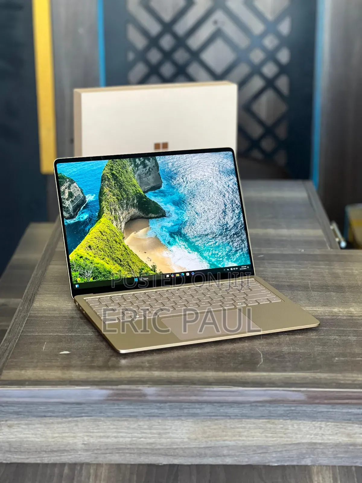 New Laptop Microsoft 16GB Intel Core Ultra 7 SSD 1T