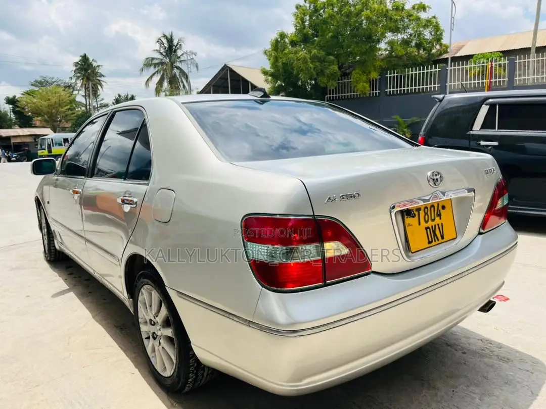Toyota Brevis 2005 Silver