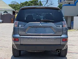 Mitsubishi Outlander 2010 Gray