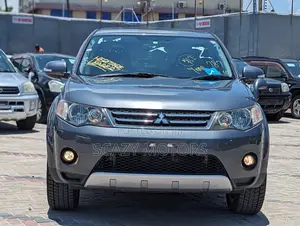Mitsubishi Outlander 2010 Gray