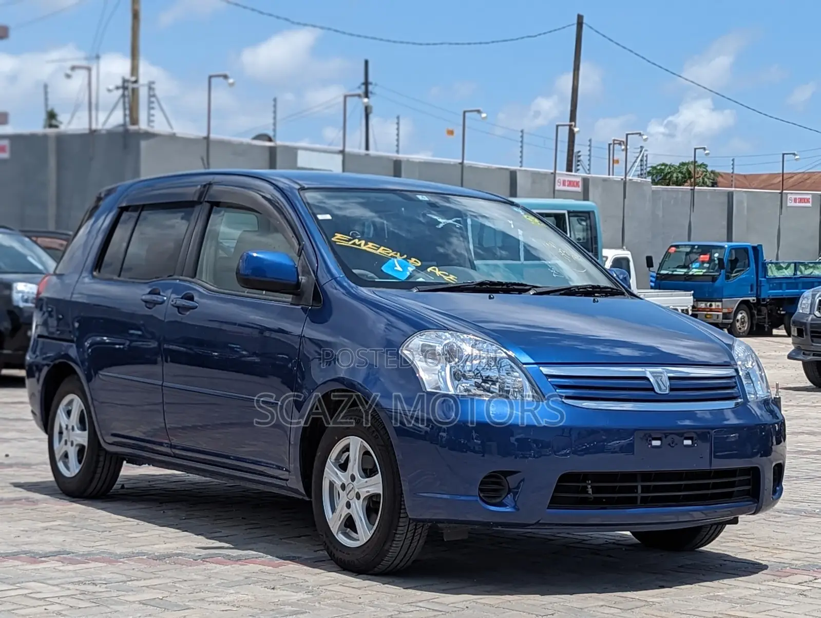 Toyota Raum 2003 Blue