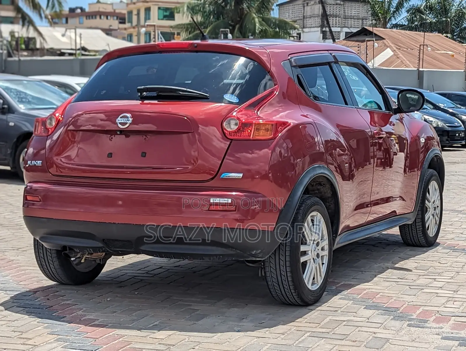Nissan Juke 2013 Red