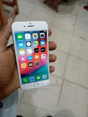 Apple iPhone 6 16 GB Silver