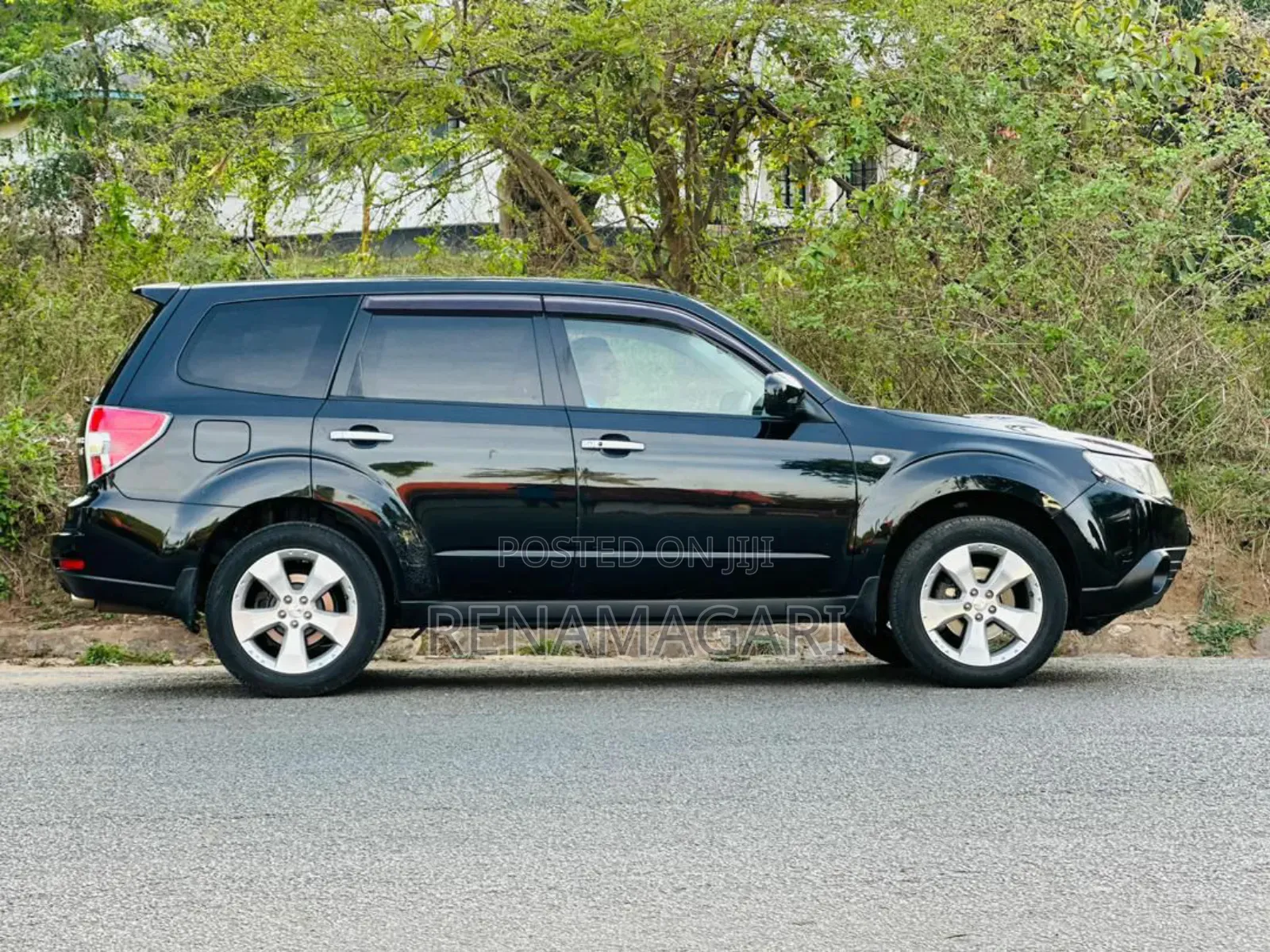 Subaru Forester 2010 Black