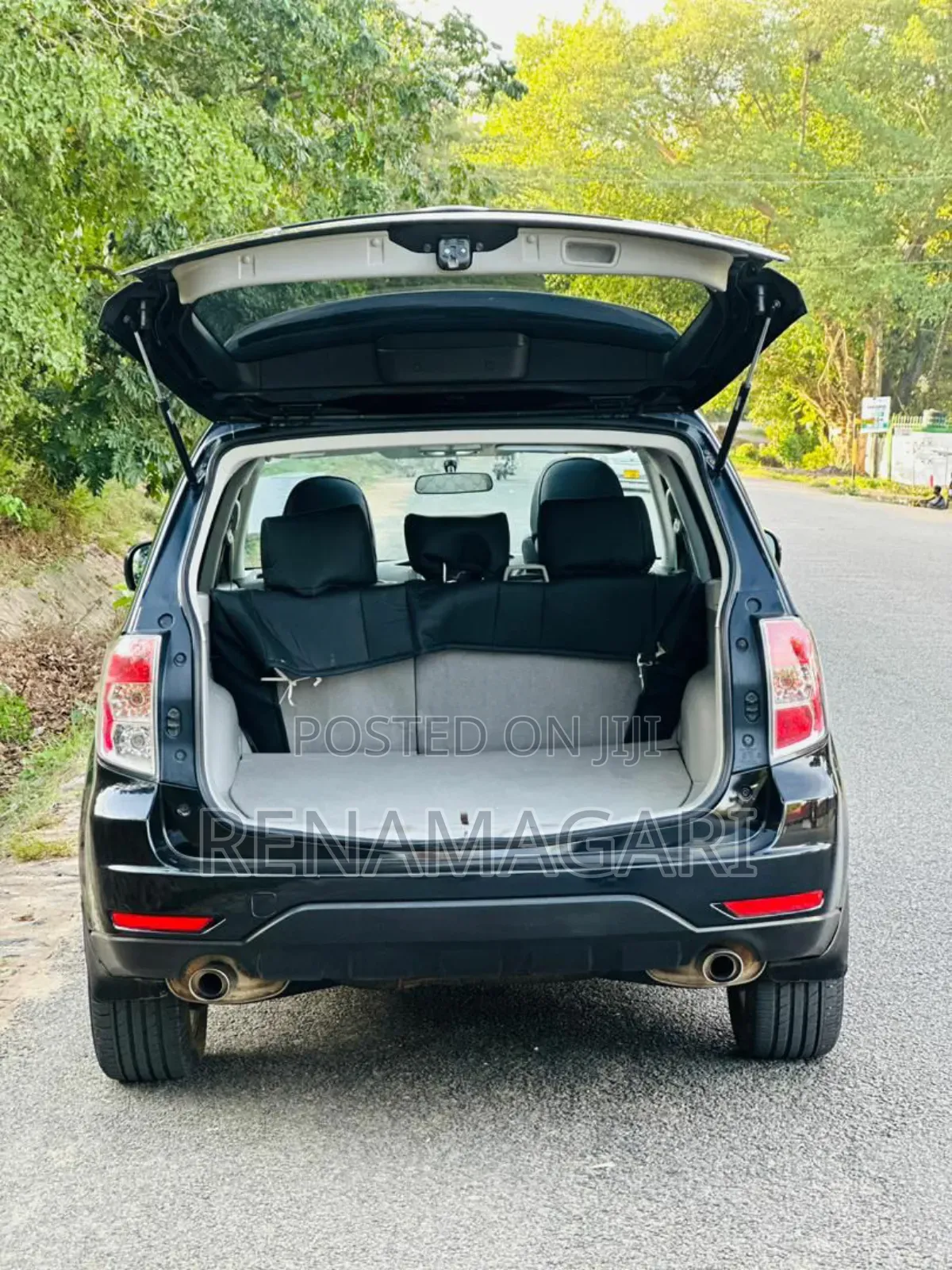 Subaru Forester 2010 Black