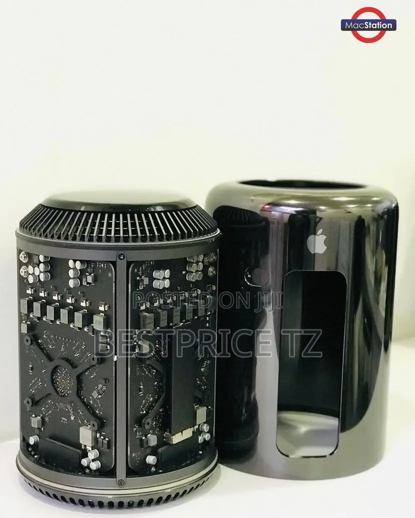 Desktop Computer Apple Mac Pro 32GB Intel Xeon SSD 512GB