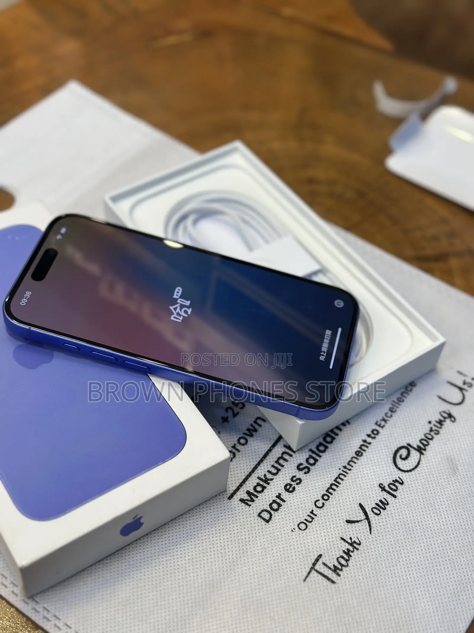New Apple iPhone 16 128 GB Blue