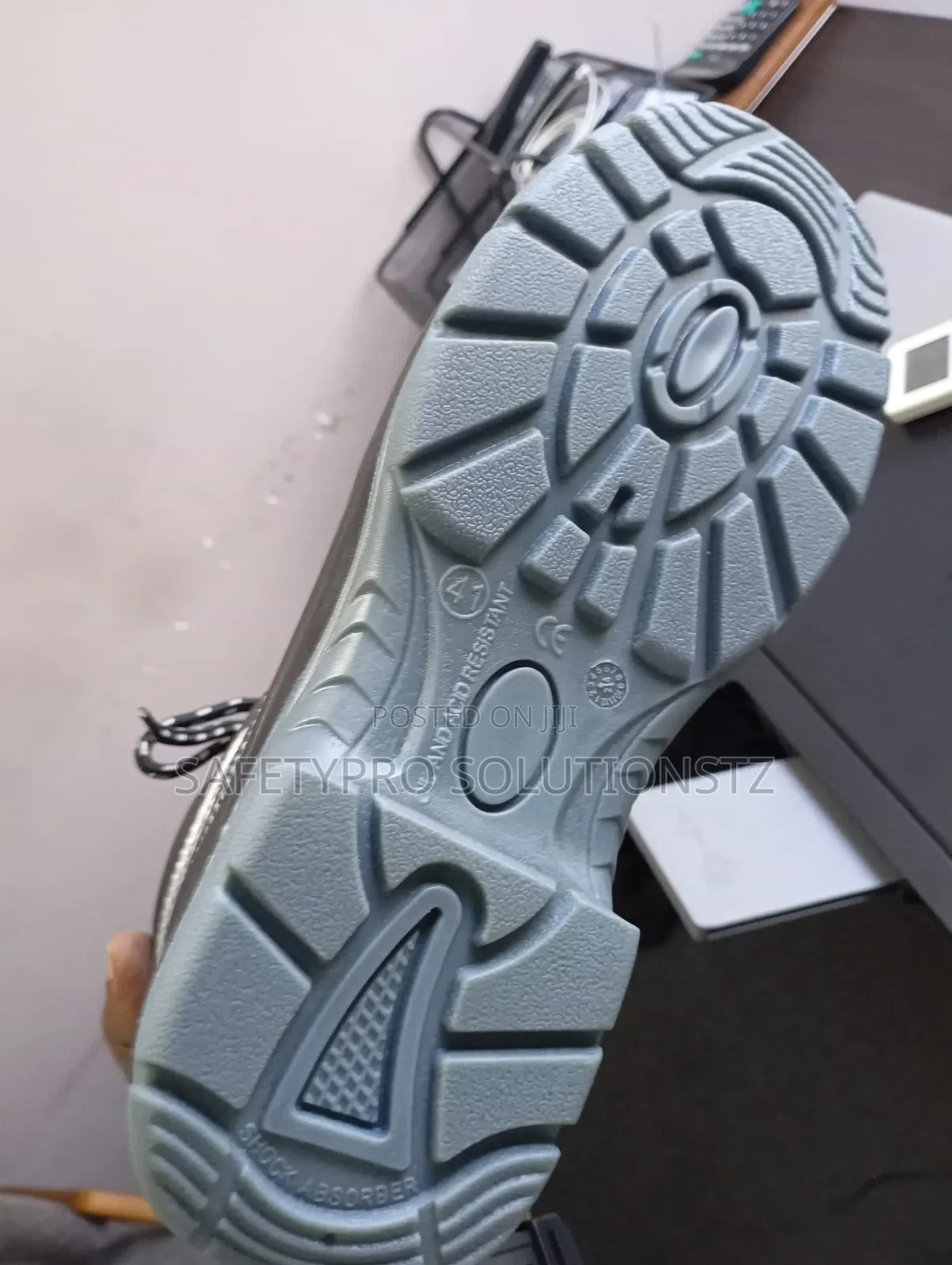 Safety Boots (Safe Toe )