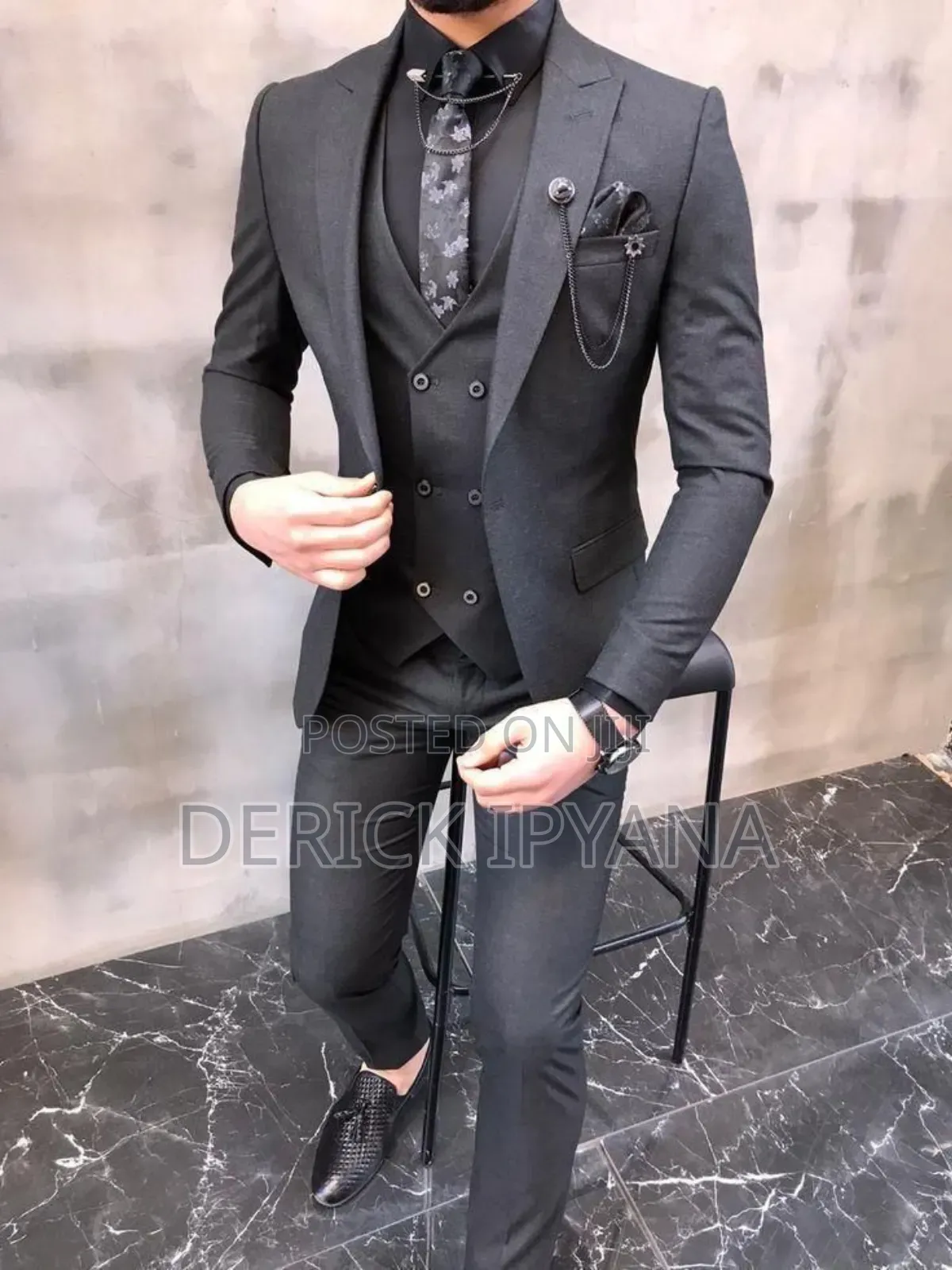 Suits Good Quality