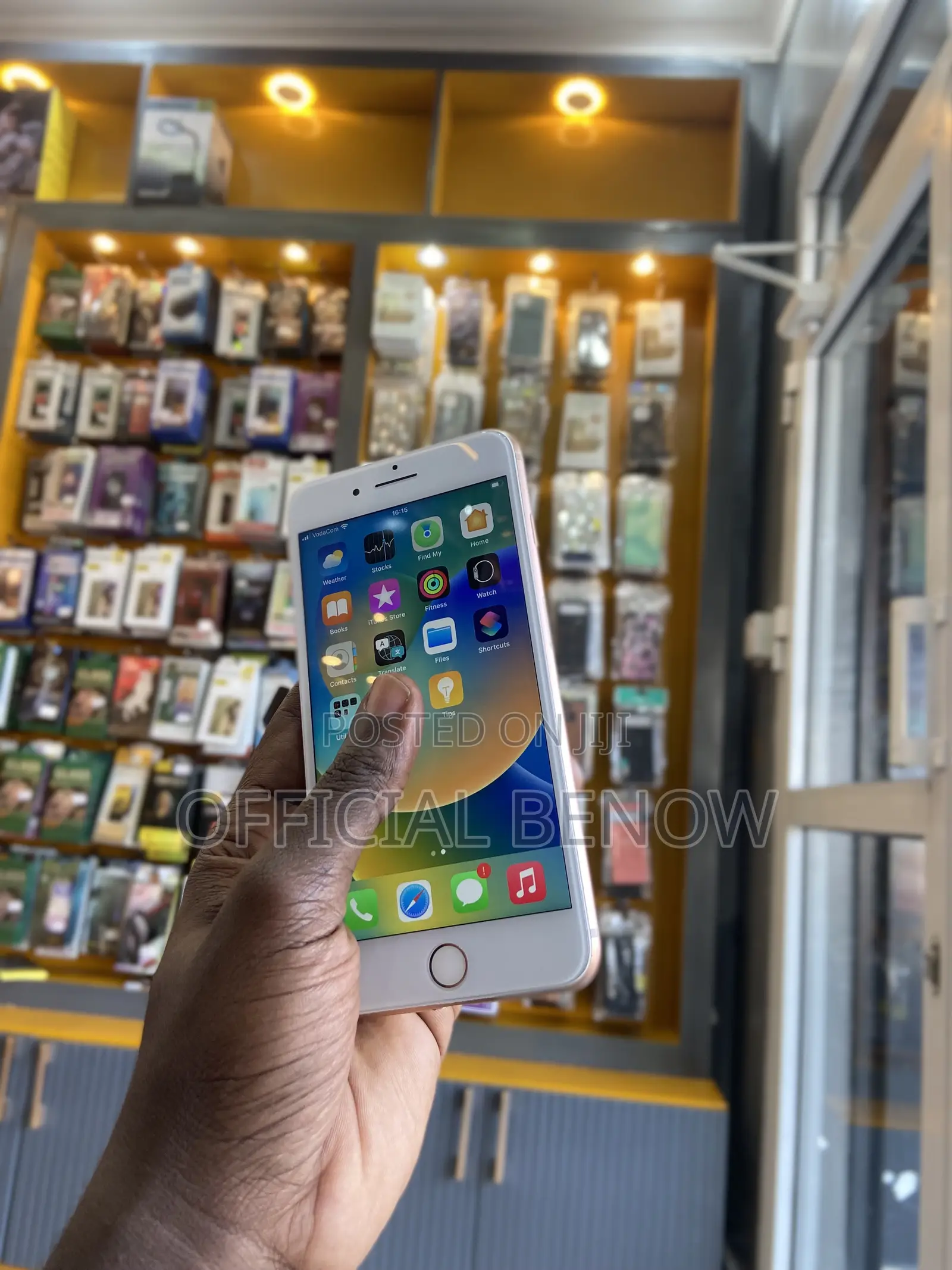 Apple iPhone 8 Plus 64 GB Gold