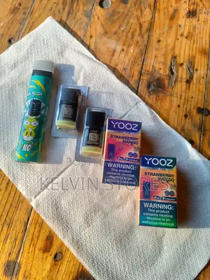 Yooz Rechargable Vape (Comes With 5 Coil Pods))