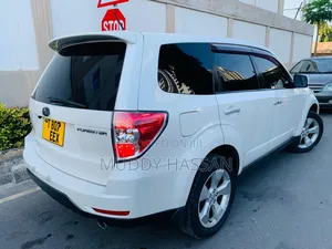 Subaru Forester 2010 White