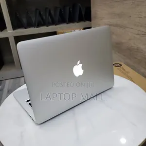 Laptop Apple MacBook Pro 2015 16GB Intel Core I5 SSD 512GB