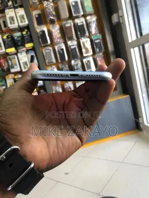 Apple iPhone XR 64 GB Blue