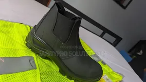 Bova Chelsea Safety Boots (Black)