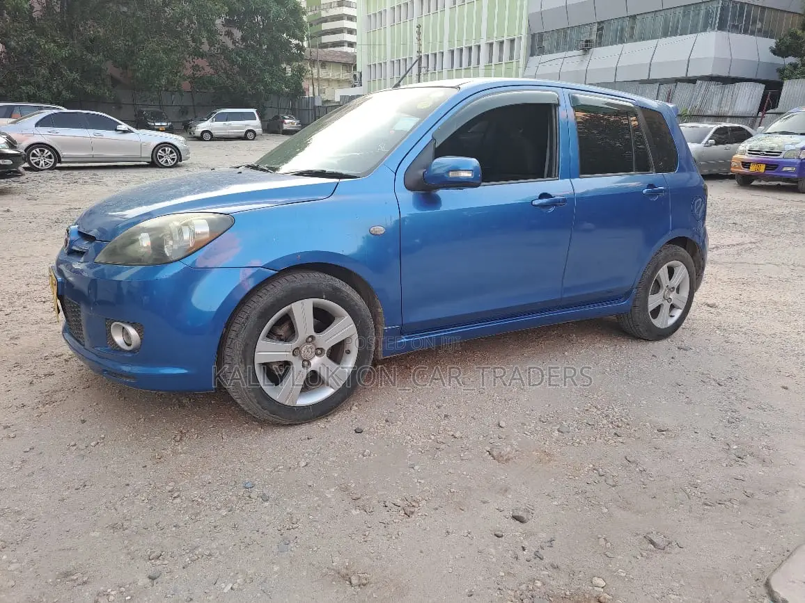 Mazda Demio 2010 Blue
