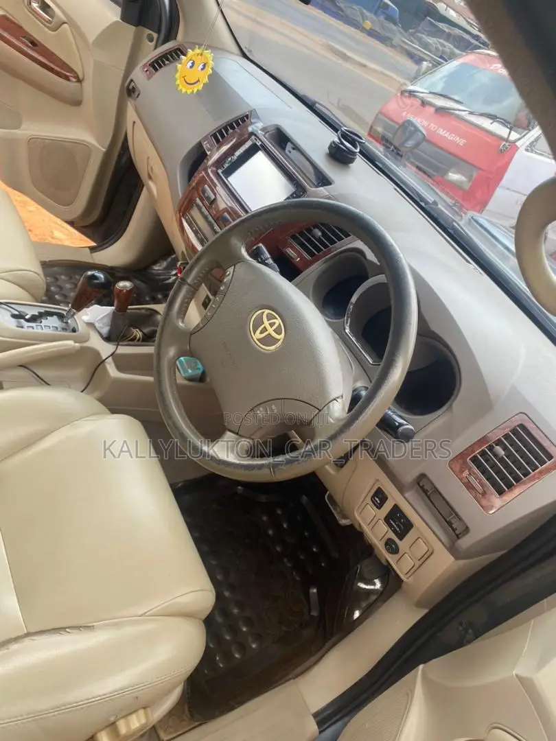 Toyota Fortuner 2007 Gray