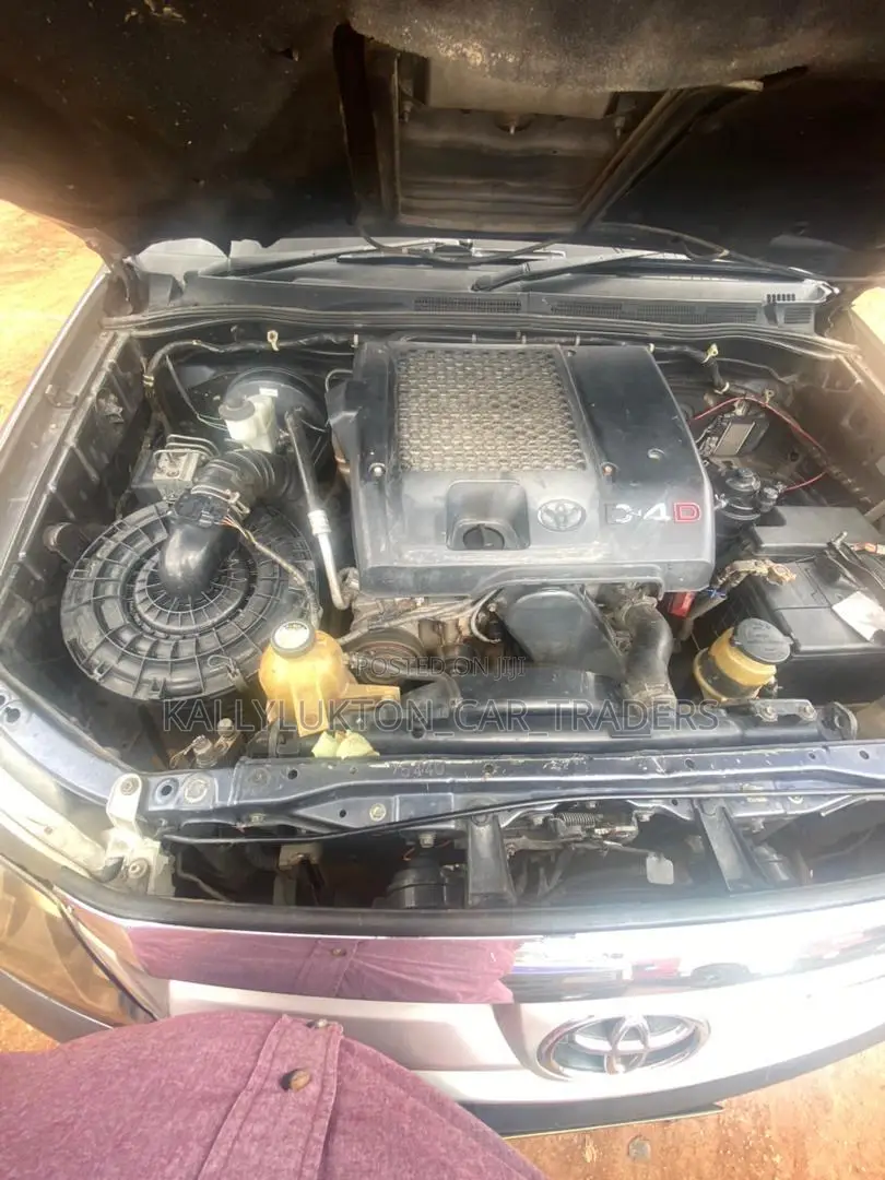 Toyota Fortuner 2007 Gray