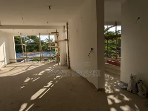 9bdrm House in Oysterbay for rent