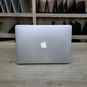 Laptop Apple MacBook Pro 2015 16GB Intel Core I5 SSD 1T