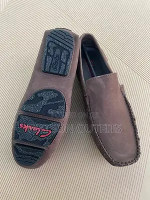 Simpo Za Clarks